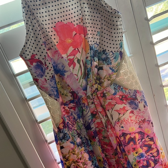 STUNNING Ranna Gill Maxi | size 0 - Picture 2 of 10